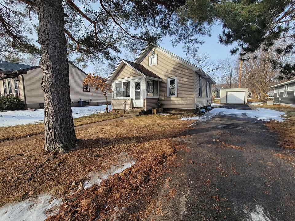 1st image of 2130 12th St