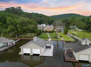 1885 White Elephant Rd, Grant, AL 35747