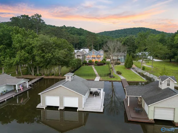 1885 White Elephant Rd, Grant, AL 35747