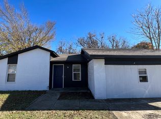 720 Briarwood Dr, Midwest City, OK 73130