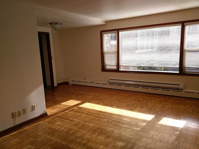 Wwjb Llc Dba Magnolia Court Apts. — Photo 4