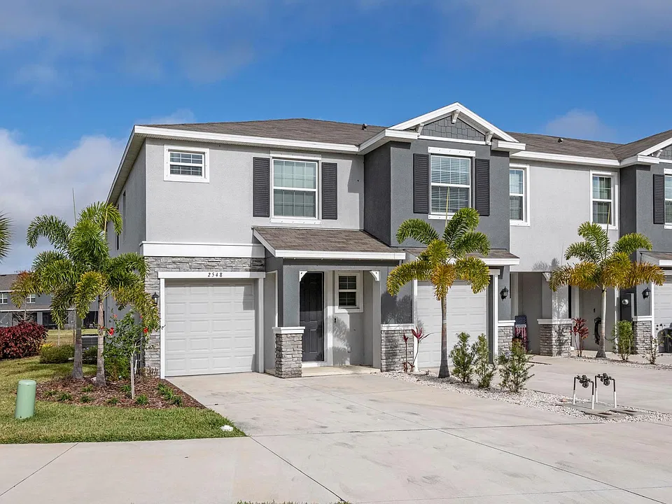 2548 Midnight Pearl Dr