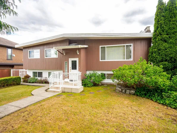 6565 Sumas Dr, Burnaby, BC V5B 2V1