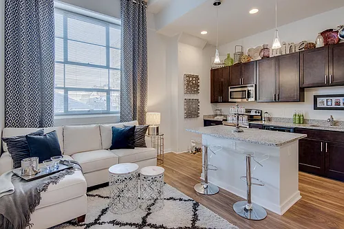 520 Park Avenue Photo 1