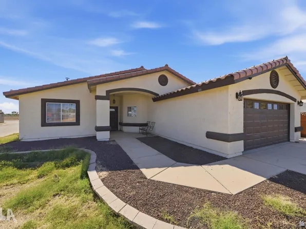 695 S Clifford Way, Yuma, AZ 85364