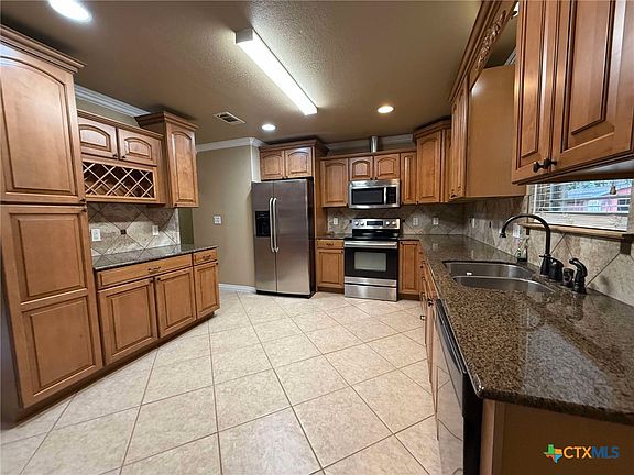 2nd image of 502 Odom Dr