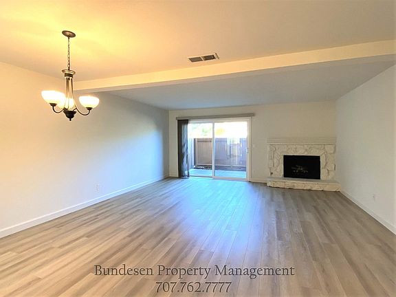 3rd image of 9C Park Crest Ct