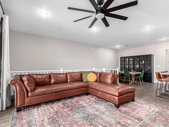 3rd image of 155 N LAKEVIEW Boulevard #260