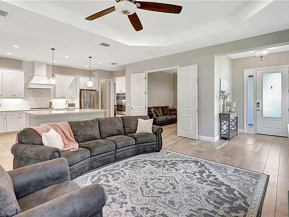 5th image of 8285 Preserve Point DR