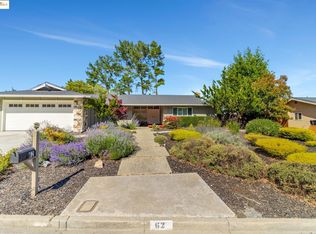 62 Warfield Dr, Moraga, CA 94556