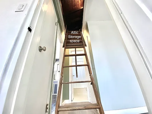 Sold by Winzone Realty Inc | media 28