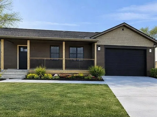 900 Kevin Ct, South Pekin, IL 61564