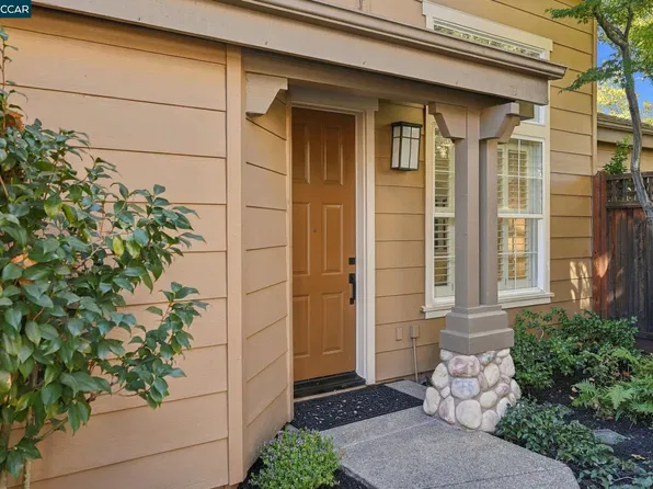 1186 River Rock Ln, Danville, CA 94526