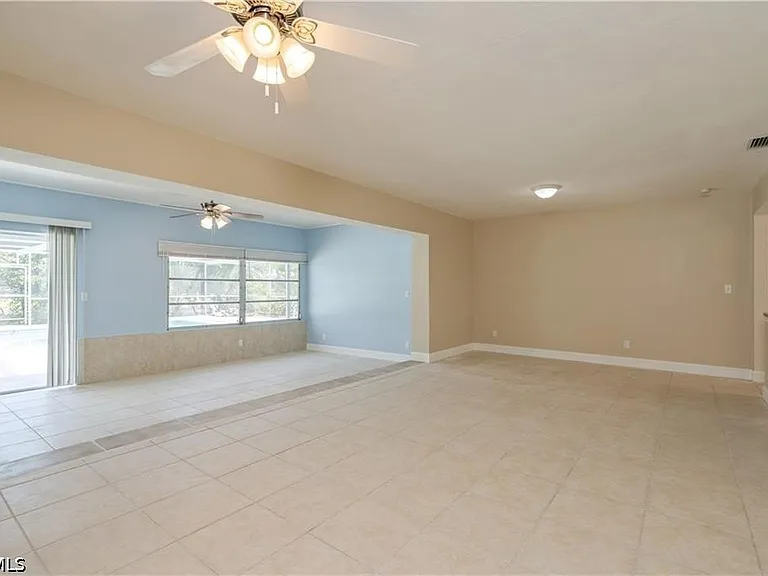 1453 Venetian Ct — Photo 30