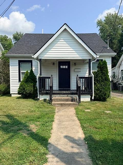 1st image of 224 Harding St