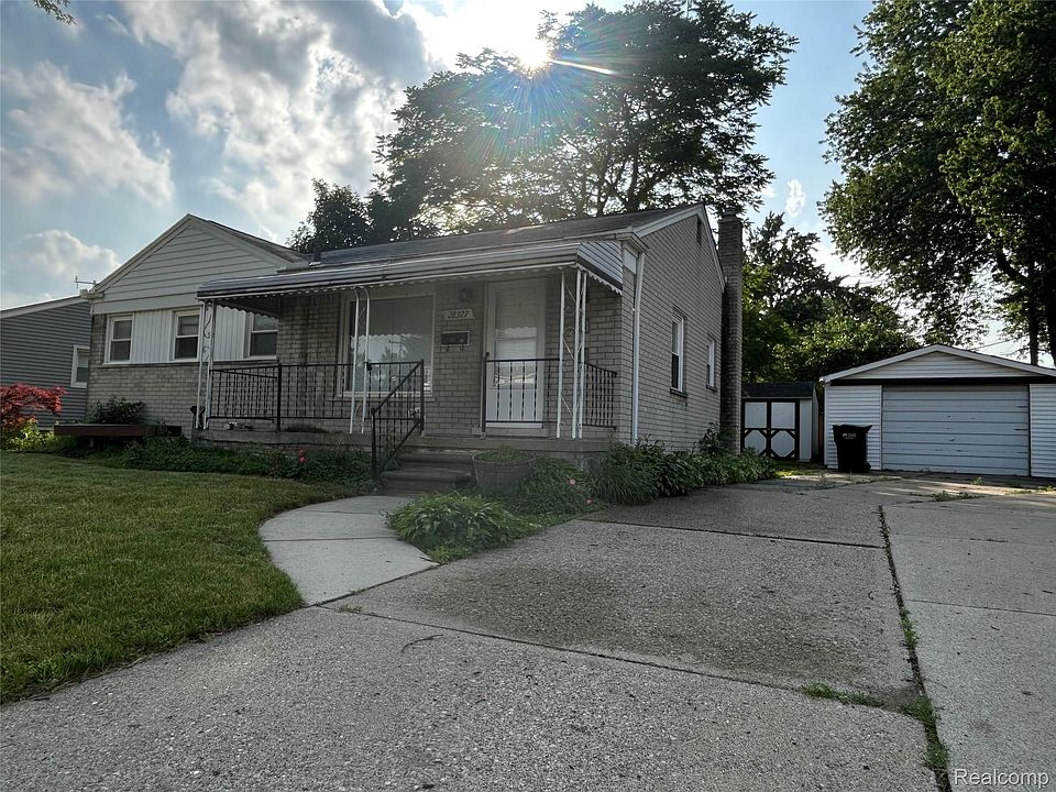 1st image of 28327 Edward Ave