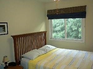 2nd image of 1601 N Innsbruck Dr NE #338