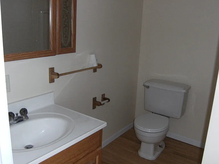 16900 Shawano Dr NE — Photo 8