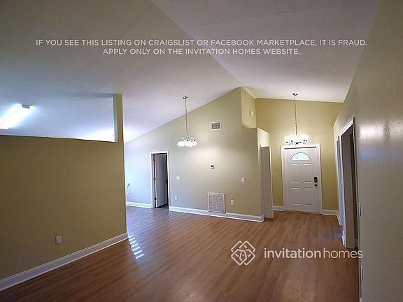4th image of 1464 Crane Creek Blvd