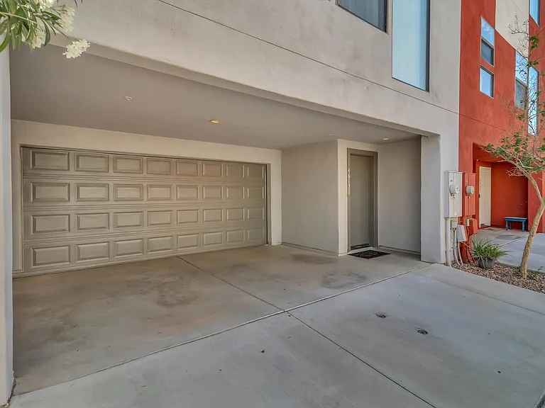 4613 E Culver St — Photo 6