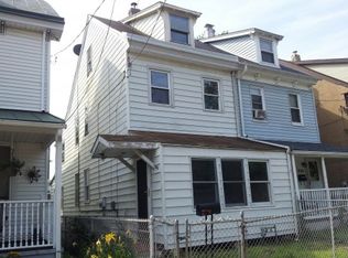 806 Mansion St, Bristol, PA 19007