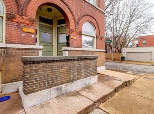 2722 Salena St FLOOR 2, Saint Louis, MO 63118