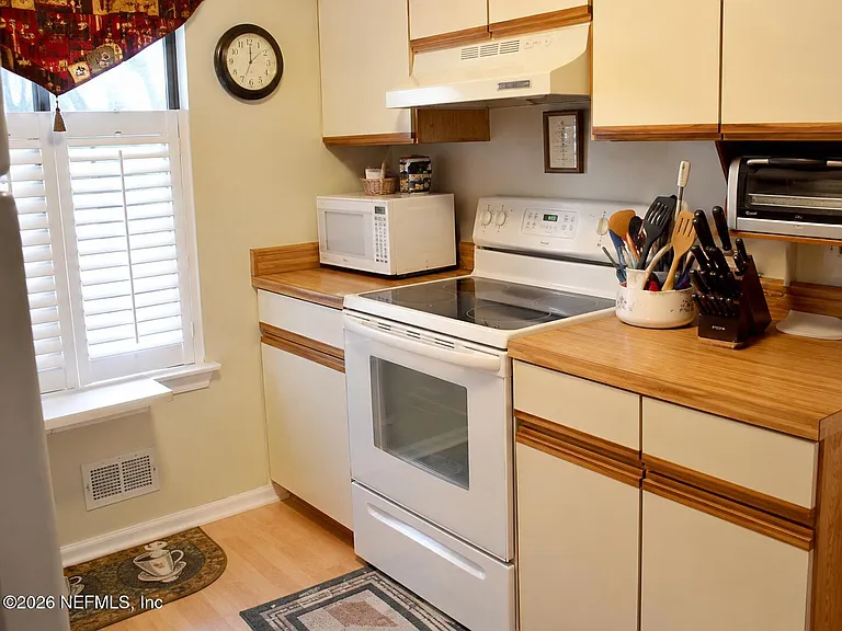 4108 Hanging Moss Ct — Photo 4