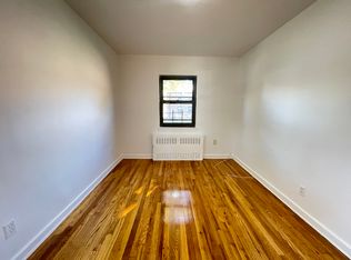 196-21 73rd Ave #1, Fresh Meadows, NY 11365