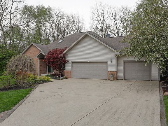24406 Butternut Dr-102