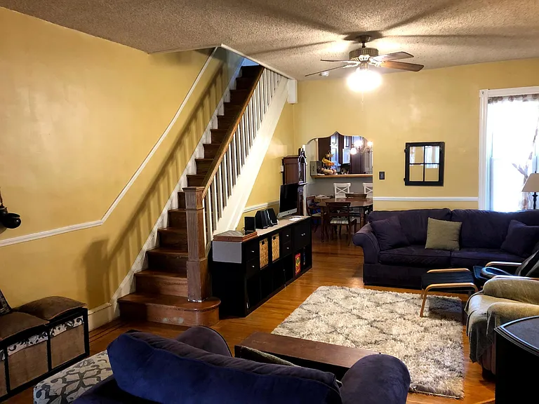 3347 Emerald St — Photo 7