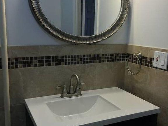 5th image of 7813 69th Ave #1