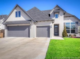 13021 S Cedar St, Jenks, OK 74037