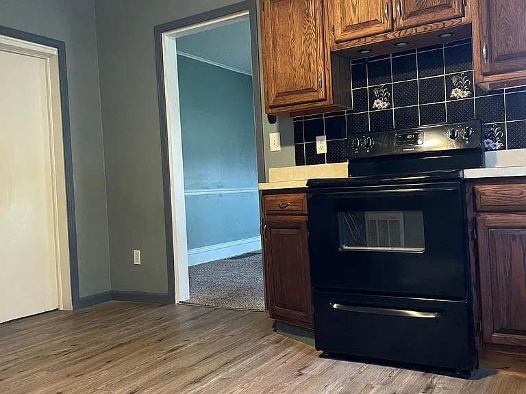 601 Palmer St #1 — Photo 2