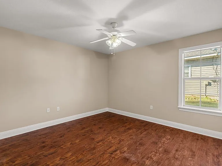 34 Clear Springs Ct — Photo 20
