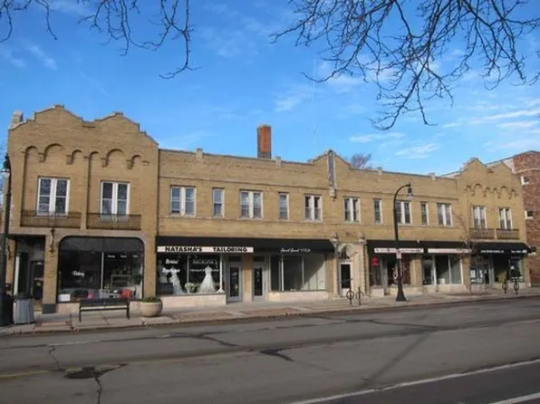 3807 N Oakland Ave #8, Milwaukee, WI 53211