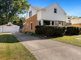 8905 Austin Ave, Morton Grove, IL 60053