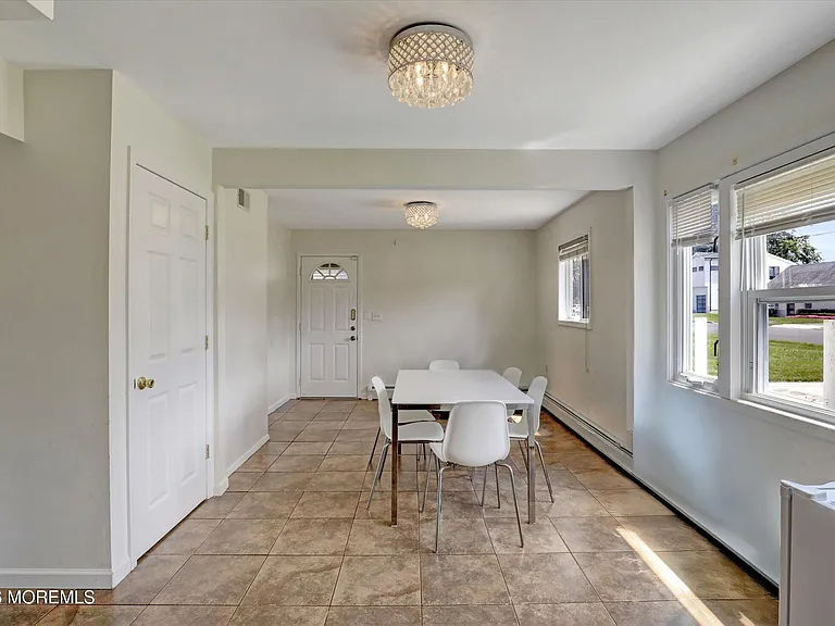 265 Norgrove Ave — Photo 16