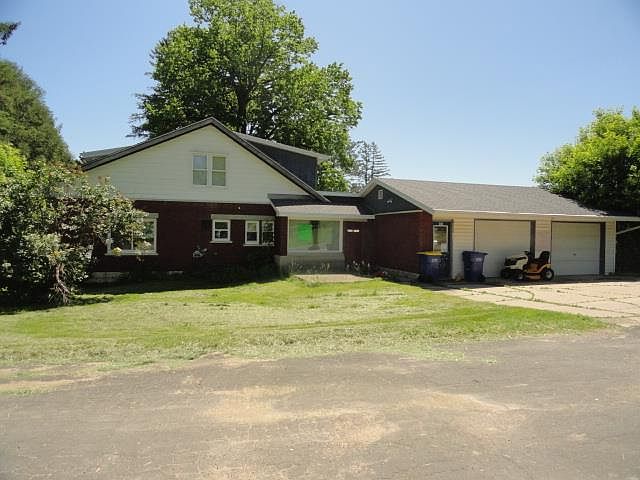 1st image of 205 Pine St