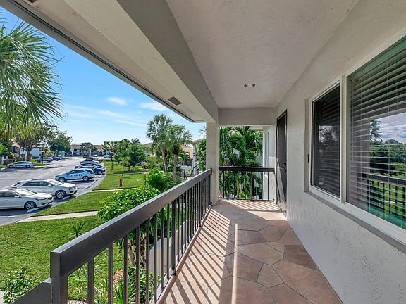 2nd image of 5857 Sugar Palm Court Unit B