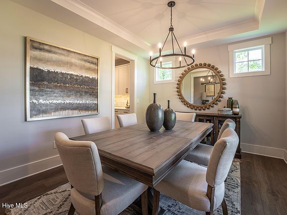 5th image of 400 Heidi May Way