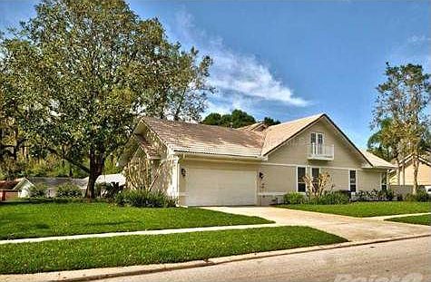2nd image of 15930 Dover Cliffe Dr