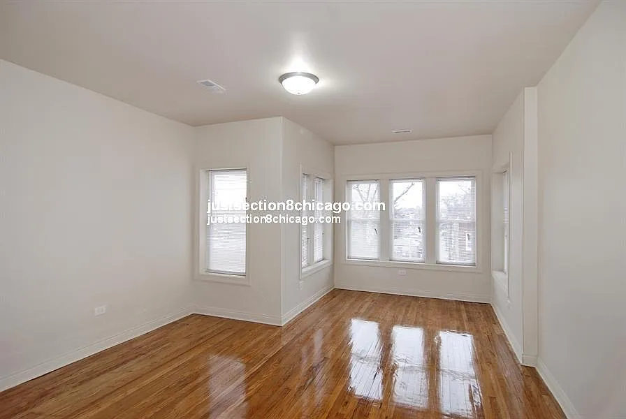 2 bed, 1.0 bath, $1,750 — Photo 4