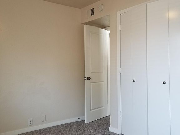 5th image of 1408 Westminster Dr