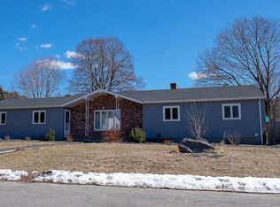 81 Bonnydale Rd, Leominster, MA 01453