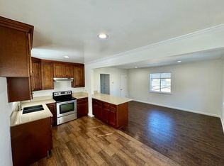 2417 Huntington Ln #D, Redondo Beach, CA 90278