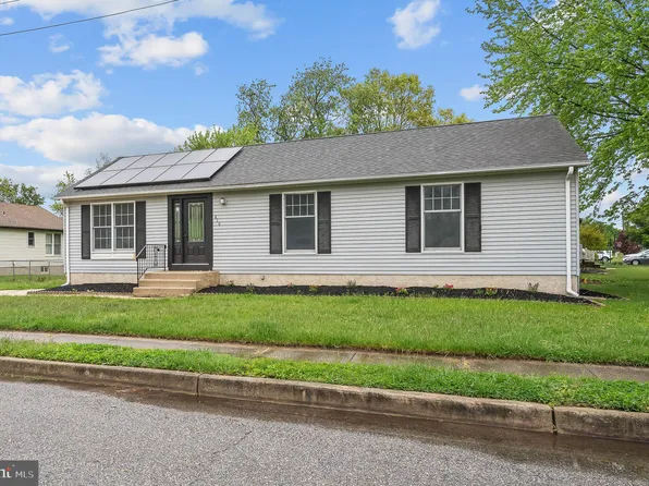 410 E High St, Clayton, NJ 08312