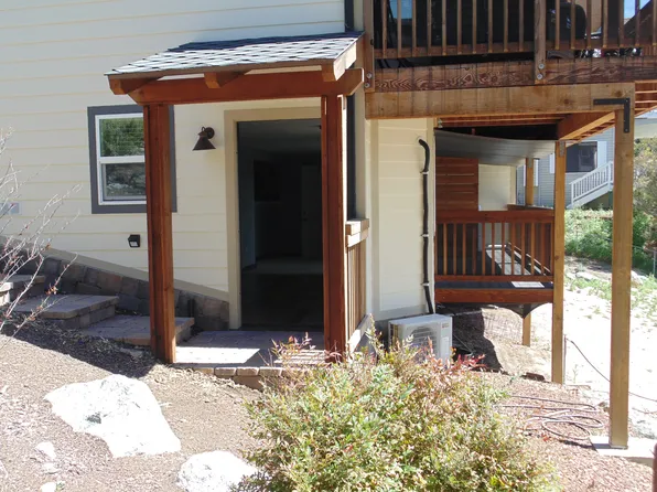 24163 Saint Helena Ct, Ramona, CA 92065