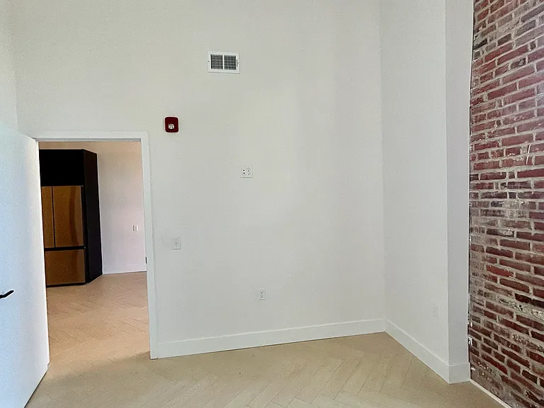 1705 N 7th St #6 — Photo 8