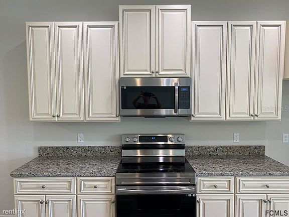 5th image of 42R Palmwood Dr