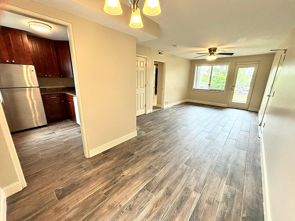 1st image of 1638 J St #305